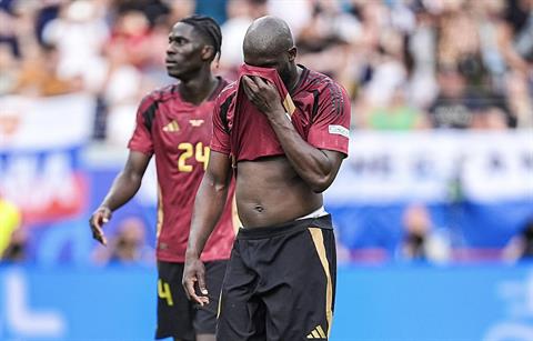 Cạn lời với Romelu Lukaku