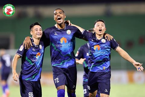 Đội bóng của Đặng Văn Lâm có tên mới ở mùa giải 2024/25