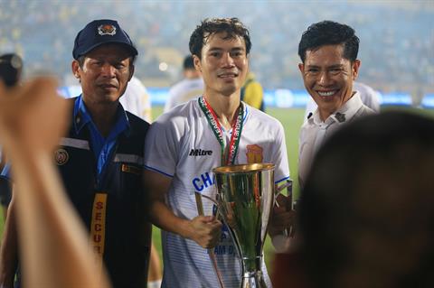 Văn Toàn mơ tới 'bóng hồng' sau chức vô địch V-League 2023/2024