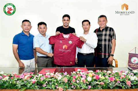 Bình Định công bố hai bản hợp đồng mới sau ngày V-League hạ màn