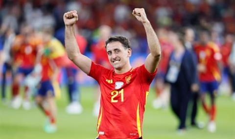 Người hùng Mikel Oyarzabal nói gì sau khi ghi bàn quyết định cho TBN?