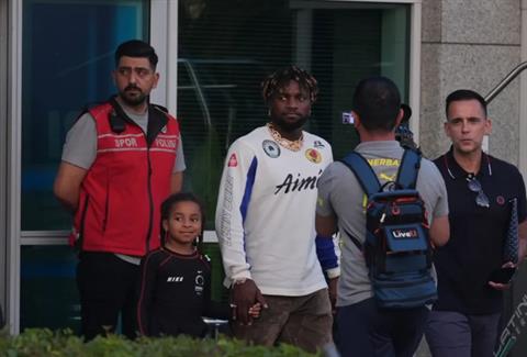 Allan Saint-Maximin chính thức trở thành học trò của Jose Mourinho