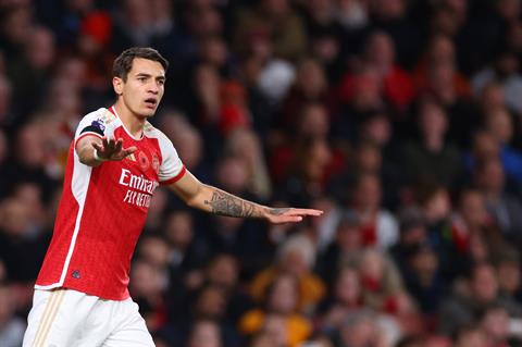 Jakub Kiwior sắp chia tay Arsenal