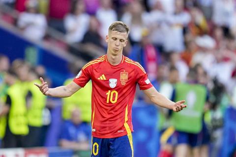 Man City gia nhập cuộc đua giành Dani Olmo