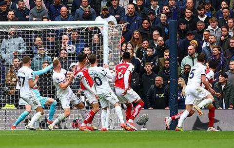 Luật mới của Premier League sẽ tước đi vũ khí mạnh mẽ của Arsenal