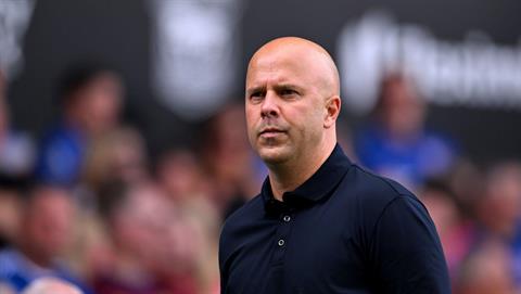 Arne Slot khó cải thiện được thành tích của Liverpool mùa này