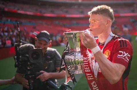 MU được khuyên bán Antony, giữ Scott McTominay