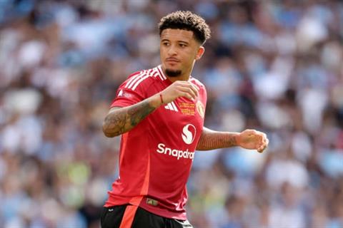 Bayern Munich gia nhập cuộc đua giành Jadon Sancho