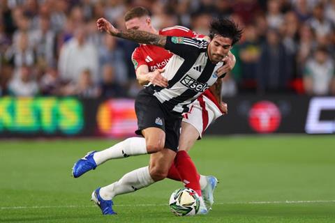 Arsenal gấp rút chiêu mộ Sandro Tonali thế chỗ Merino chấn thương