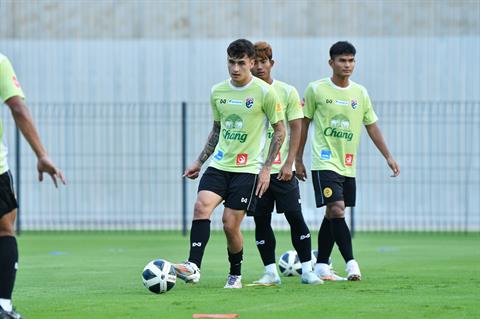 Sao Thái Lan tự tin giành chiến thắng trước ĐT Việt Nam