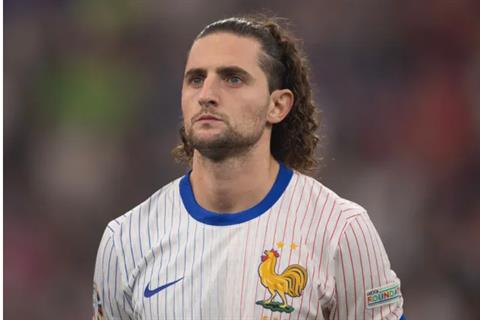 Adrien Rabiot vẫn hy vọng được khoác áo MU