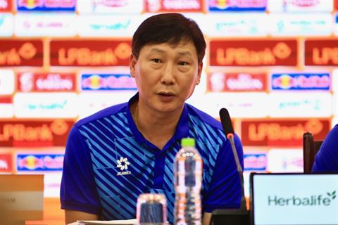 HLV Kim Sang Sik chưa sẵn sàng tin dùng cầu thủ trẻ ở ĐT Việt Nam
