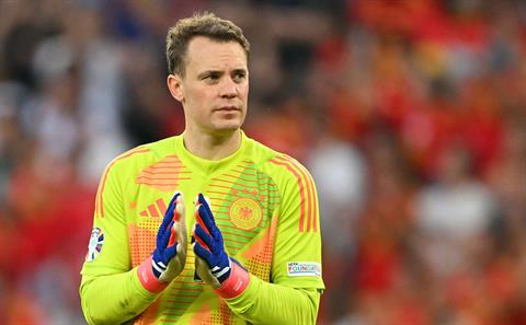 Tiểu sử thủ môn Manuel Neuer