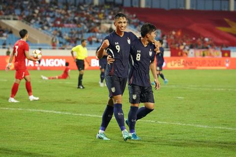 Thái Lan khởi đầu ASEAN Cup 2024 tại Hàng Đẫy