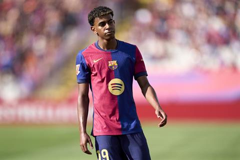 Lamine Yamal: Đạt đến đẳng cấp của Lionel Messi là bất khả thi