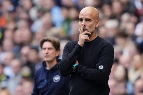 "Pep Guardiola đang hủy hoại bóng đá"