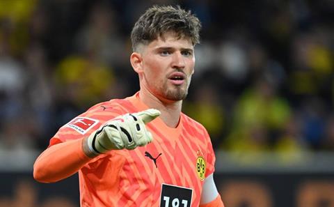 Thông tin, tiểu sử thủ môn Gregor Kobel