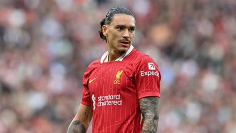 Vì sao Darwin Nunez vắng mặt ở trận đấu với Wolves?