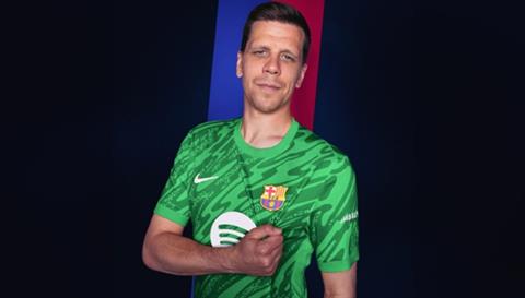 Barca lên kế hoạch trói chân thủ môn Wojciech Szczesny