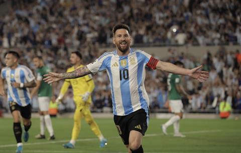 Messi thi đấu bùng nổ, Argentina thắng đậm Bolivia 6-0