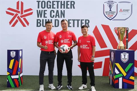 Điểm tin bóng đá tối 26/10: Cúp AFF chính thức tới Việt Nam