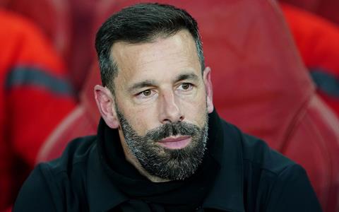 HLV Ruud van Nistelrooy là ai? Tiểu sử HLV Ruud van Nistelrooy