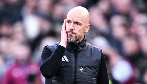 Neville: Ten Hag sẽ đối diện áp lực khổng lồ nếu thua Chelsea