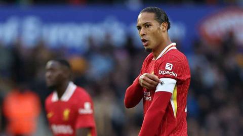 Virgil van Dijk ngợi khen dàn cầu thủ dự bị của Liverpool