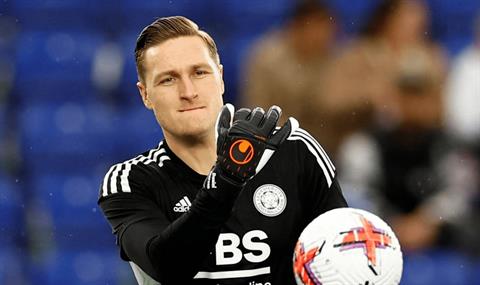 Thông tin tiểu sử thủ môn Daniel Iversen