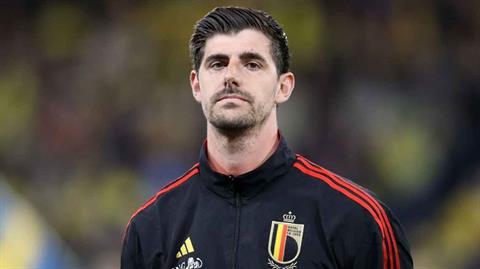 HLV Bỉ không chắc về khả năng hàn gắn với Thibaut Courtois