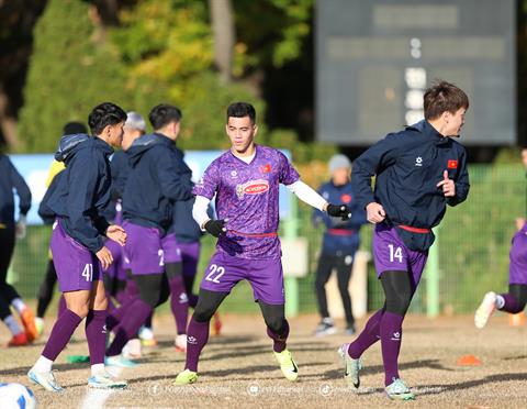 ĐT Việt Nam tập buổi đầu tiên tại Hàn Quốc