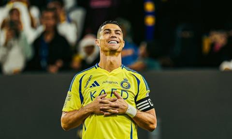 Ronaldo lập cú đúp trận thứ 2 liên tiếp trong màu áo Al Nassr