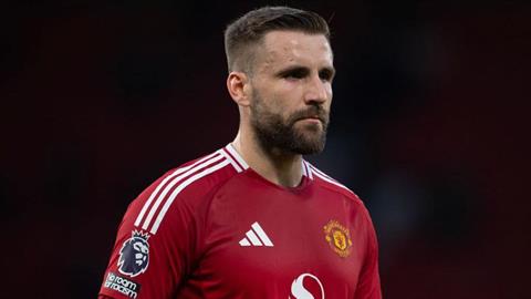 Luke Shaw xin lỗi fan MU vì lại dính chấn thương