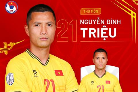 Đình Triệu mắc sai lầm trước tuyển Lào