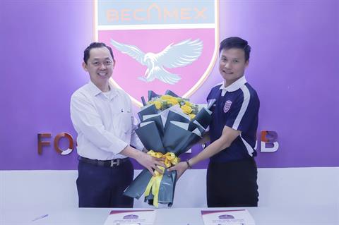 Lãnh đạo Bình Dương cân nhắc giữ HLV xin từ chức