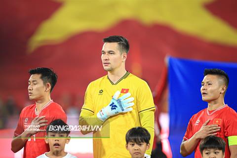 Nguyễn Filip đối mặt thách thức khi đội tuyển Việt Nam sắp có thủ môn nhập tịch mới