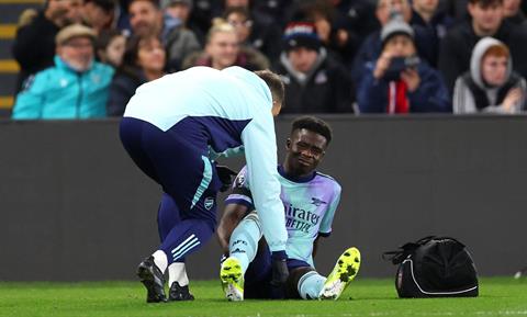 Mikel Arteta lo lắng về trường hợp của Bukayo Saka