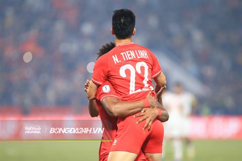 Video: Tiến Linh ghi bàn thắng đầy tinh tế vào lưới đội tuyển Nepal