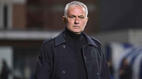 Jose Mourinho phẫu thuật cắt túi mật vào dịp Giáng sinh