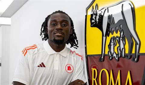 Tiểu sử cầu thủ Manu Kone