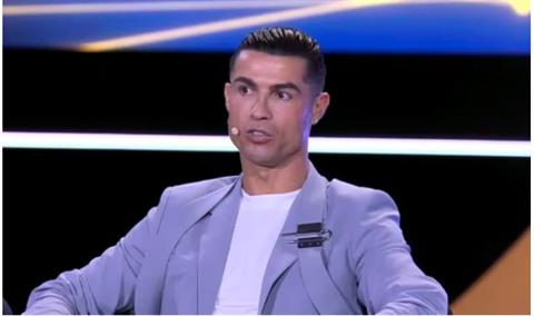 Cristiano Ronaldo gửi tin nhắn tới Ruben Amorim về sự sa sút của MU