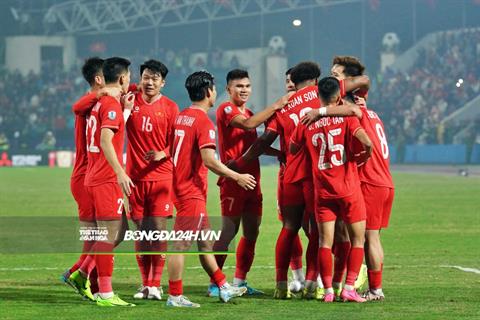 Tuyển Việt Nam nhận 'liều doping' từ FIFA trước chung kết ASEAN Cup