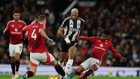 Chấm điểm cầu thủ MU trước Newcastle: 1 điểm cho Joshua Zirkzee