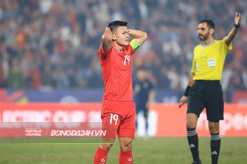Quang Hải lỡ cơ hội chạm trán Bruno Fernandes