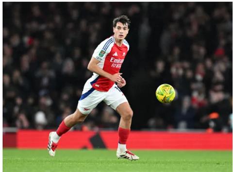 Sao Arsenal tự tin đối đầu Real, không ngại 'bắt chết' Kylian Mbappe