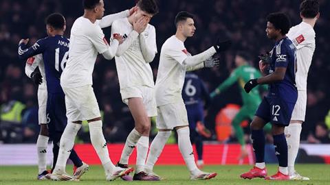 Những thống kê không thể bỏ qua sau thất bại của Arsenal trước MU