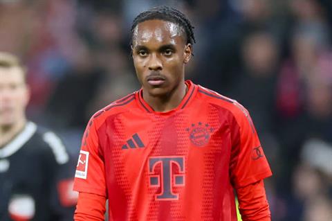 Chelsea hỏi mua tiền đạo 19 tuổi của Bayern Munich