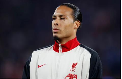 Virgil van Dijk tốt hơn John Terry và Nemanja Vidic
