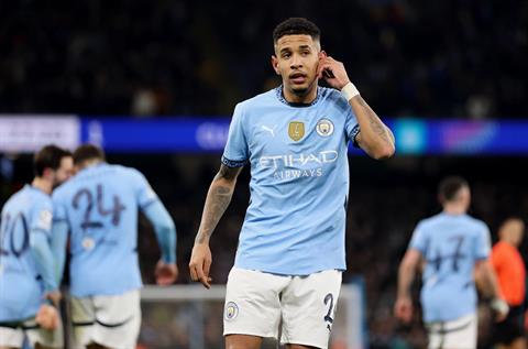 Khi nào bốc thăm vòng play-off Champions League 2024/25?