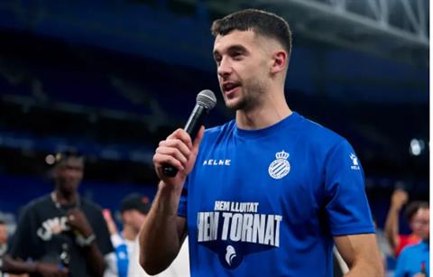 Thủ môn của Espanyol tỏ tình với Arsenal